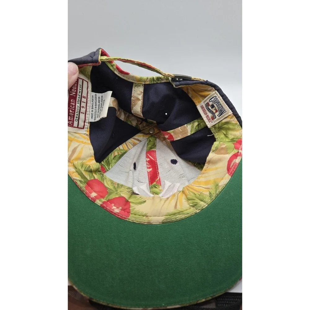 Vintage New York Yankees NY Cooperstown Tropical Floral Snapback Hat 1918 MLB